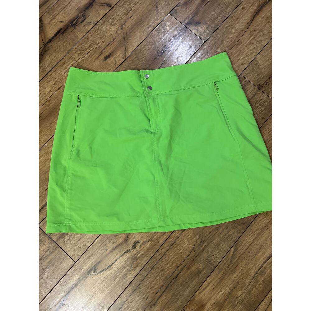 Emerald 18 size 16 bright green golf skort
